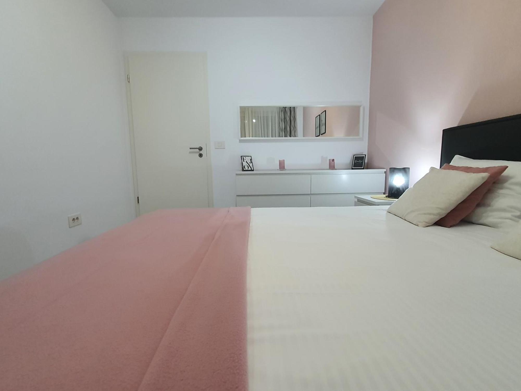 One Apartment Brasov Bagian luar foto